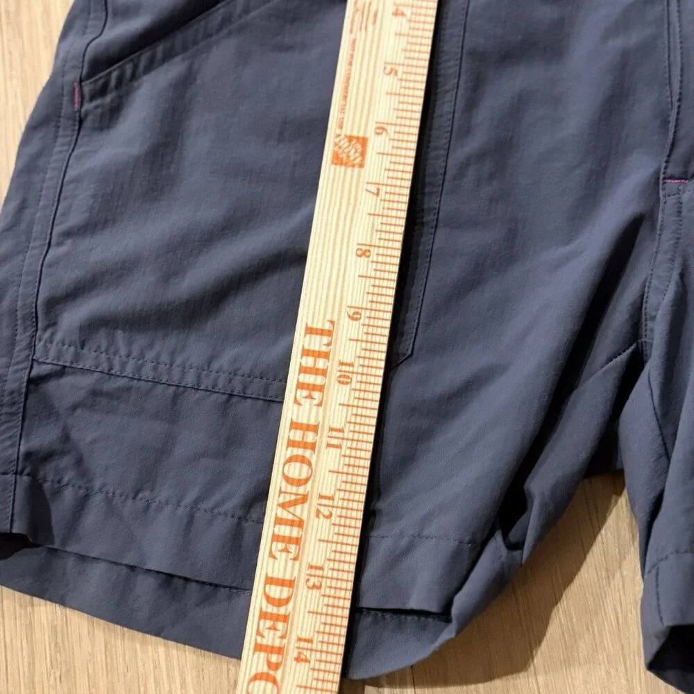 Patagonia Women’s Borderless Shorts Size 4 Gray Hiking Lightweight Outdoors